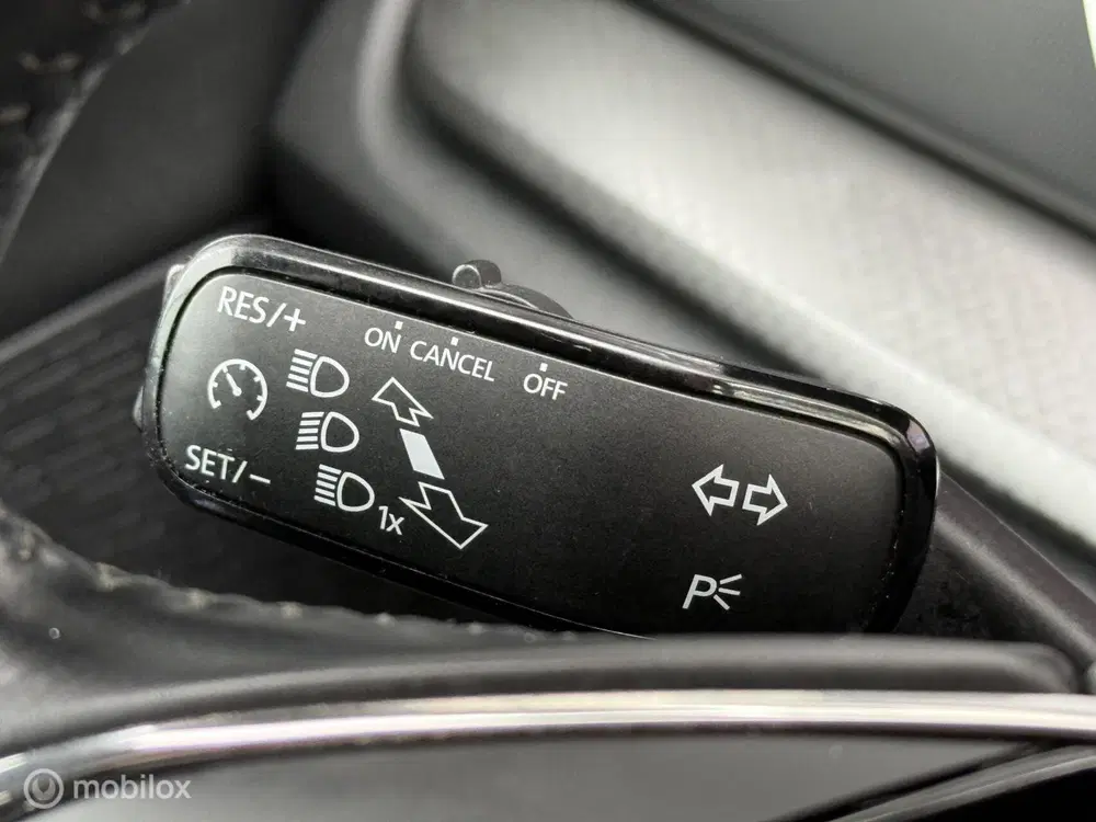 Skoda Octavia 1.0 TSI Ambition CarPlay PDC Black-Line uit 2022, foto 13