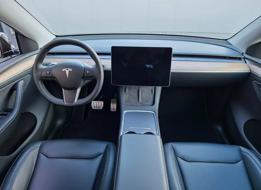Tesla Model Y Performance AWD 75kWh uit 2022, foto 3