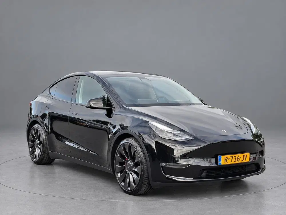 Tesla Model Y Performance AWD 75kWh uit 2022, foto 5