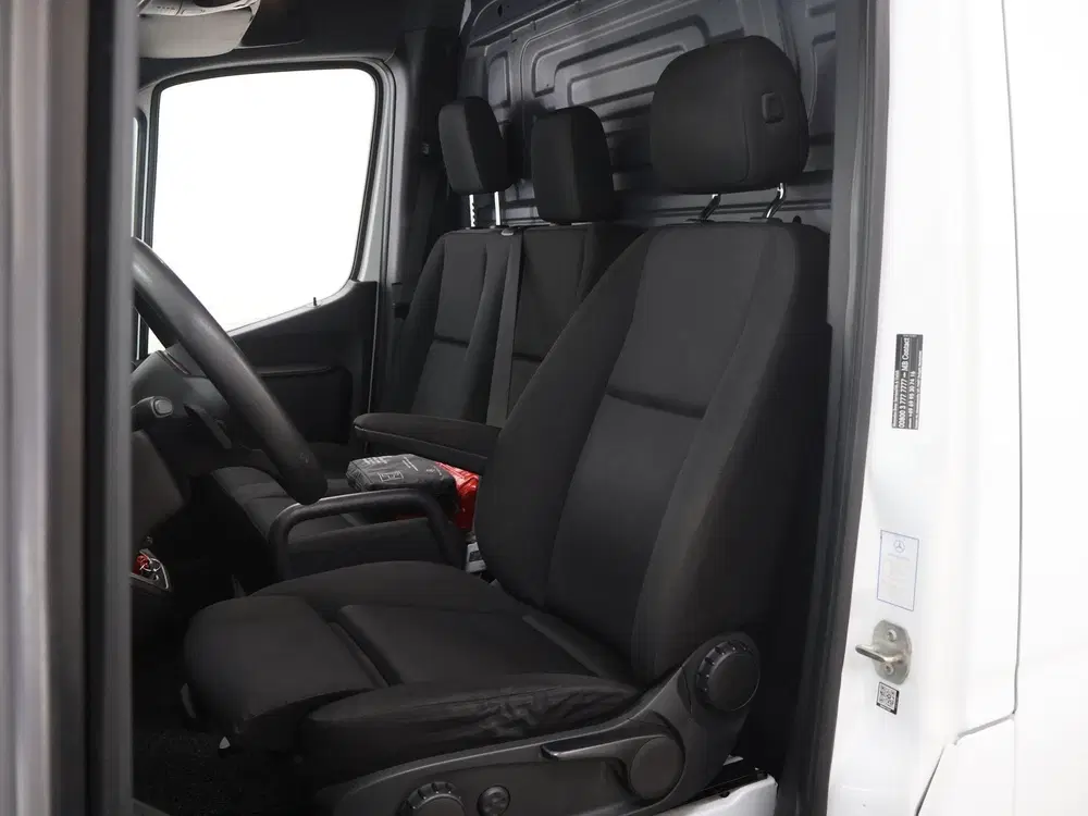 Mercedes-Benz Sprinter 516 CDI uit 2019, foto 8