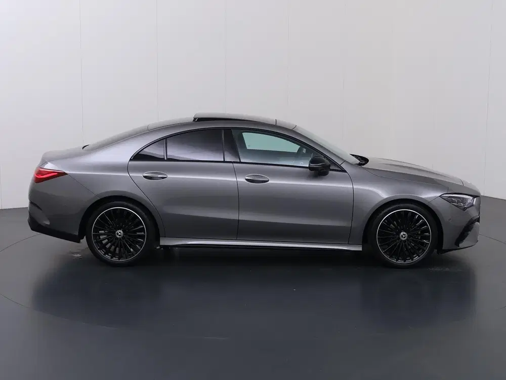 Mercedes-Benz CLA 180 Business Solution AMG uit 2025, foto 6