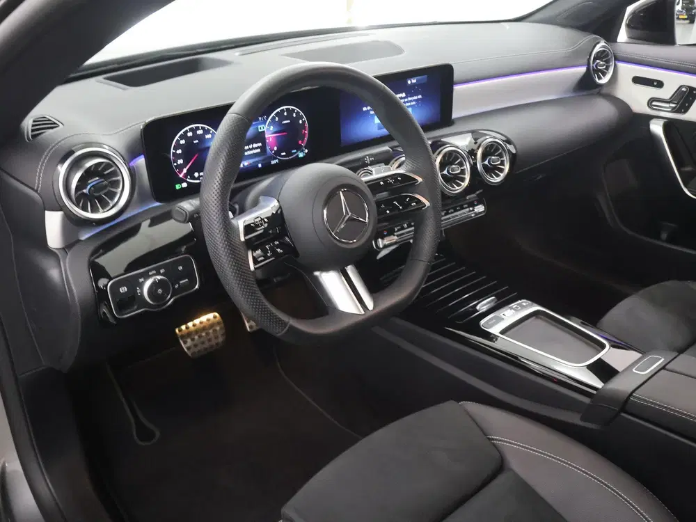 Mercedes-Benz CLA 180 Business Solution AMG uit 2025, foto 7