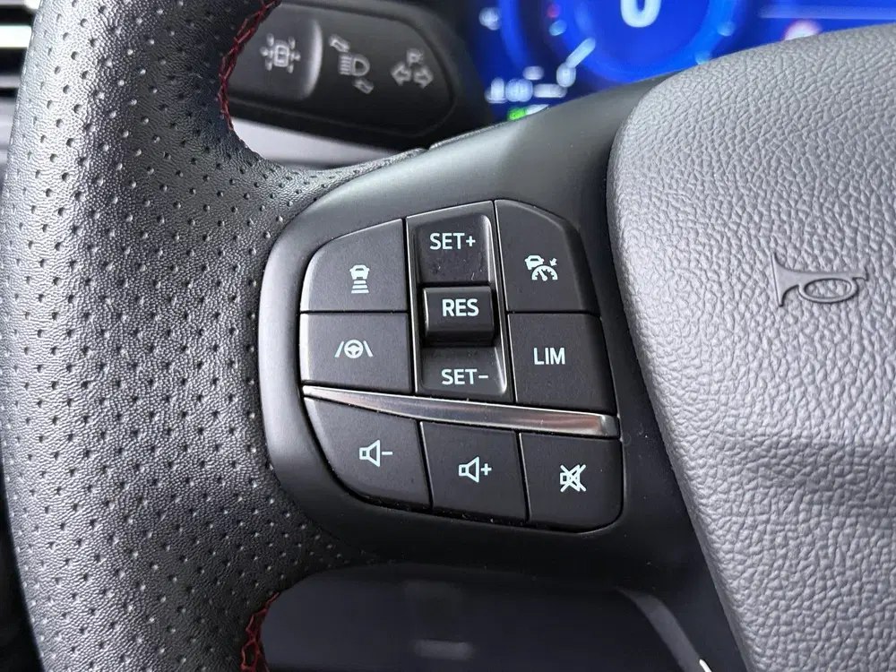 Ford Kuga 2.5 PHEV ST-Line X uit 2023, foto 15