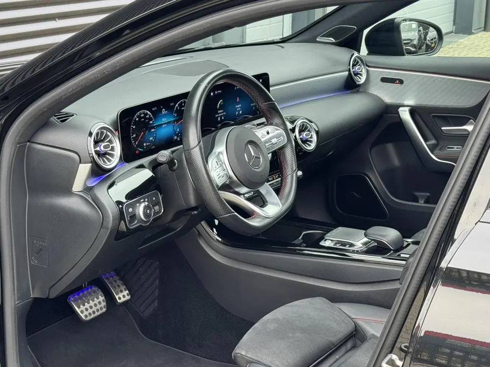 Mercedes-Benz A-Klasse Mercedes A-klasse 200 AMG uit 2019, foto 4