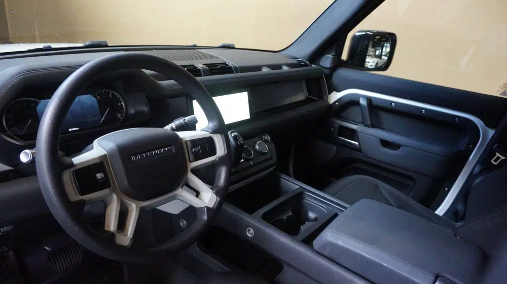 Land Rover Defender 2.0 D240 110 S uit 2021, foto 3