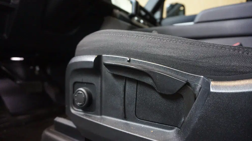 Land Rover Defender 2.0 D240 110 S uit 2021, foto 4