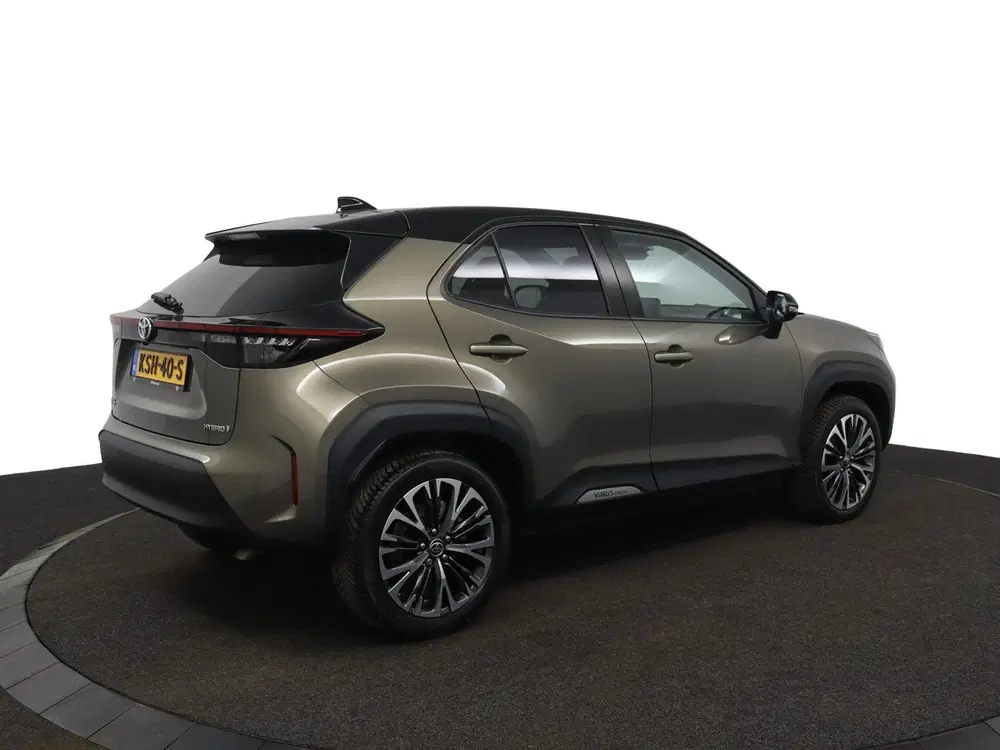 Toyota Yaris Cross 1.5 Hybrid Adventure uit 2022, foto 2