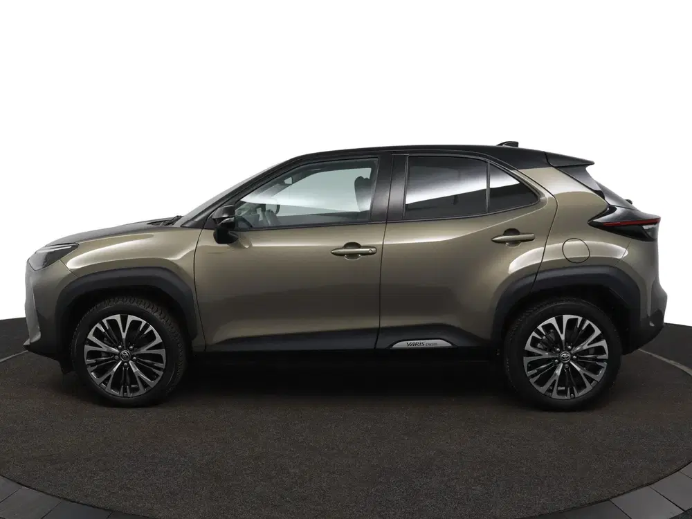 Toyota Yaris Cross 1.5 Hybrid Adventure uit 2022, foto 3