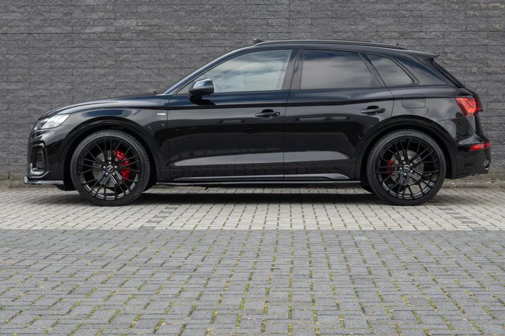 Audi Q5 50 TFSI e S edition Luchtvering Panoramada uit 2021, foto 15