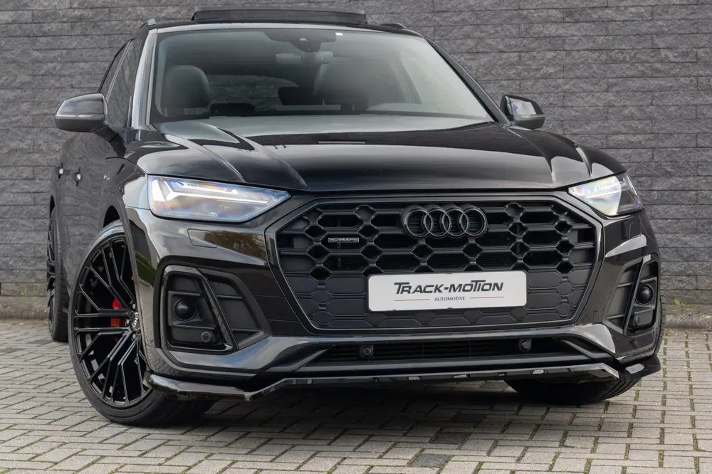Audi Q5 50 TFSI e S edition Luchtvering Panoramada uit 2021, foto 9