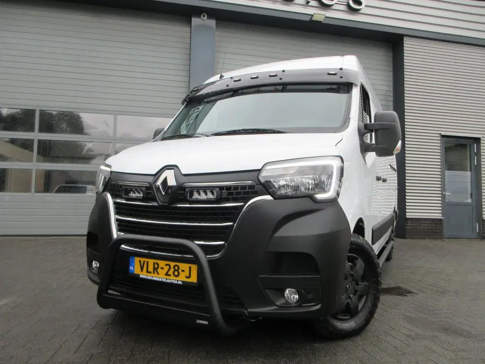 Renault Master T35 2.3 dCi 180pk uit 2021, foto 2