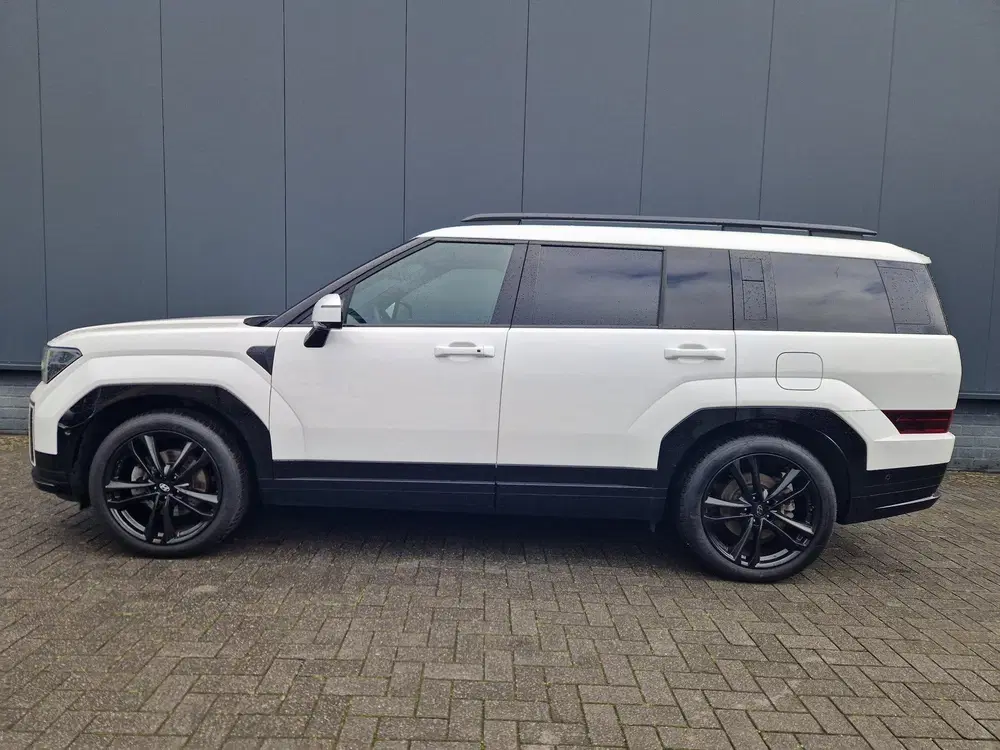 Hyundai SANTA FE 1.6 T-GDI PHEV Black Line 4WD 7p uit 2025, foto 2