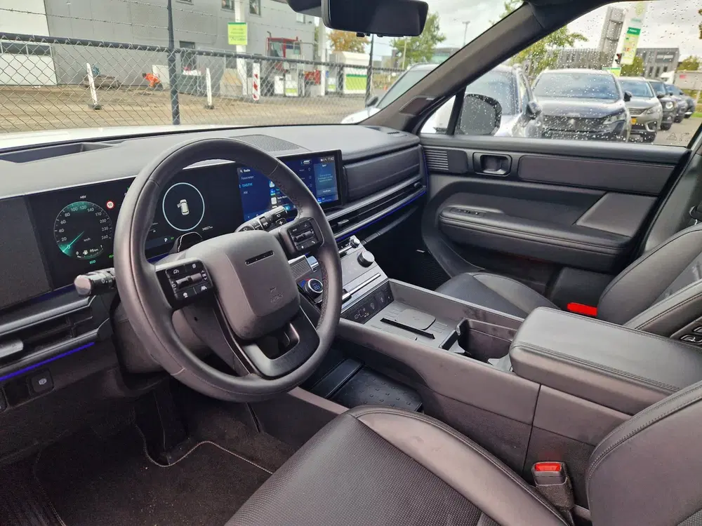 Hyundai SANTA FE 1.6 T-GDI PHEV Black Line 4WD 7p uit 2025, foto 7