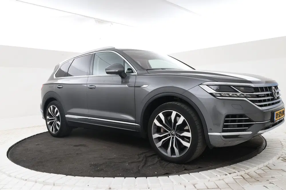 Volkswagen Touareg 3.0 TSi eHybrid 4MOTION Trekhaak uit 2020, foto 3
