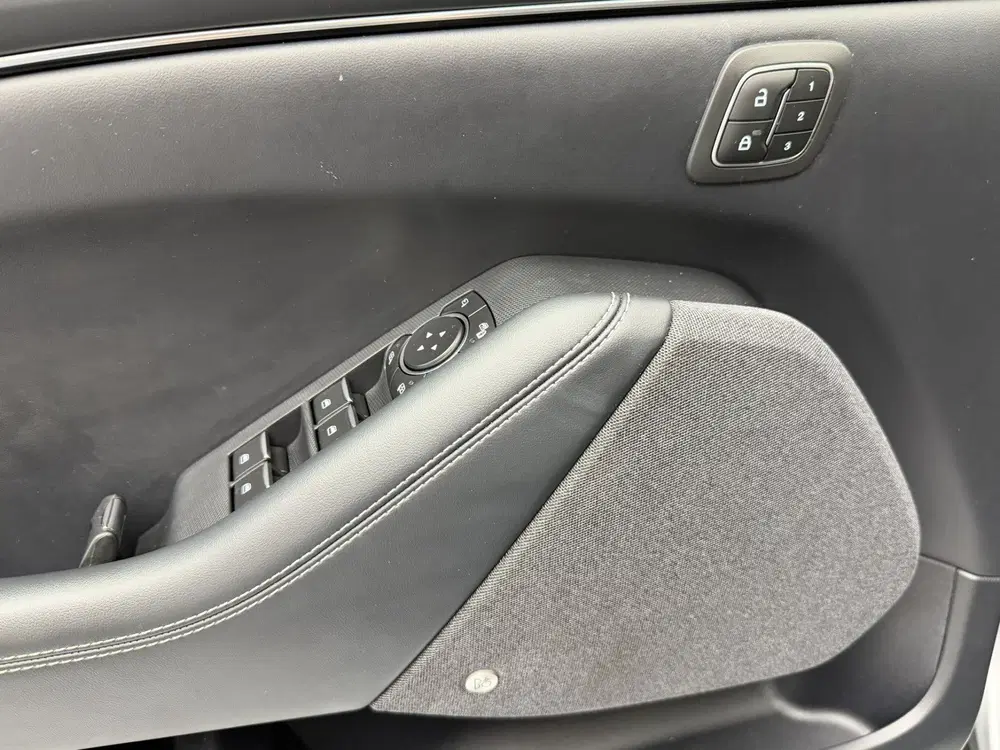Ford Mustang Mach-E Extended RWD 98 kWh SOH 95 uit 2021, foto 15