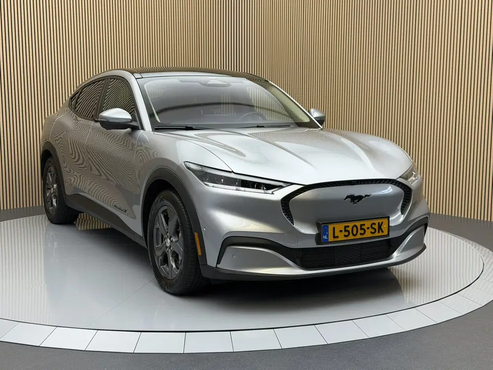 Ford Mustang Mach-E Extended RWD 98 kWh SOH 95 uit 2021, foto 5