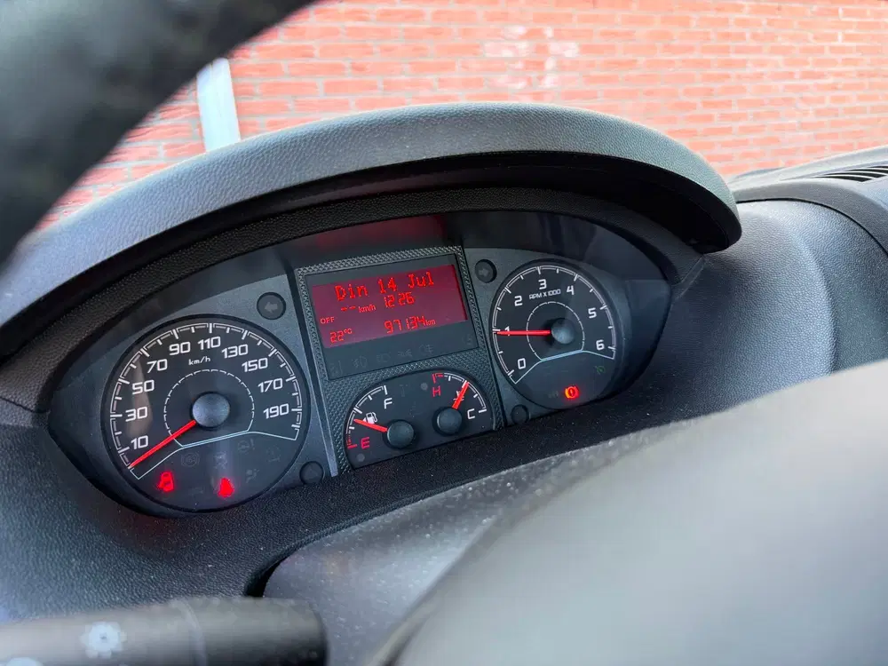 Peugeot Boxer 435 2.2 BlueHDi 165 L4 Pro Zwaar uit 2021, foto 13
