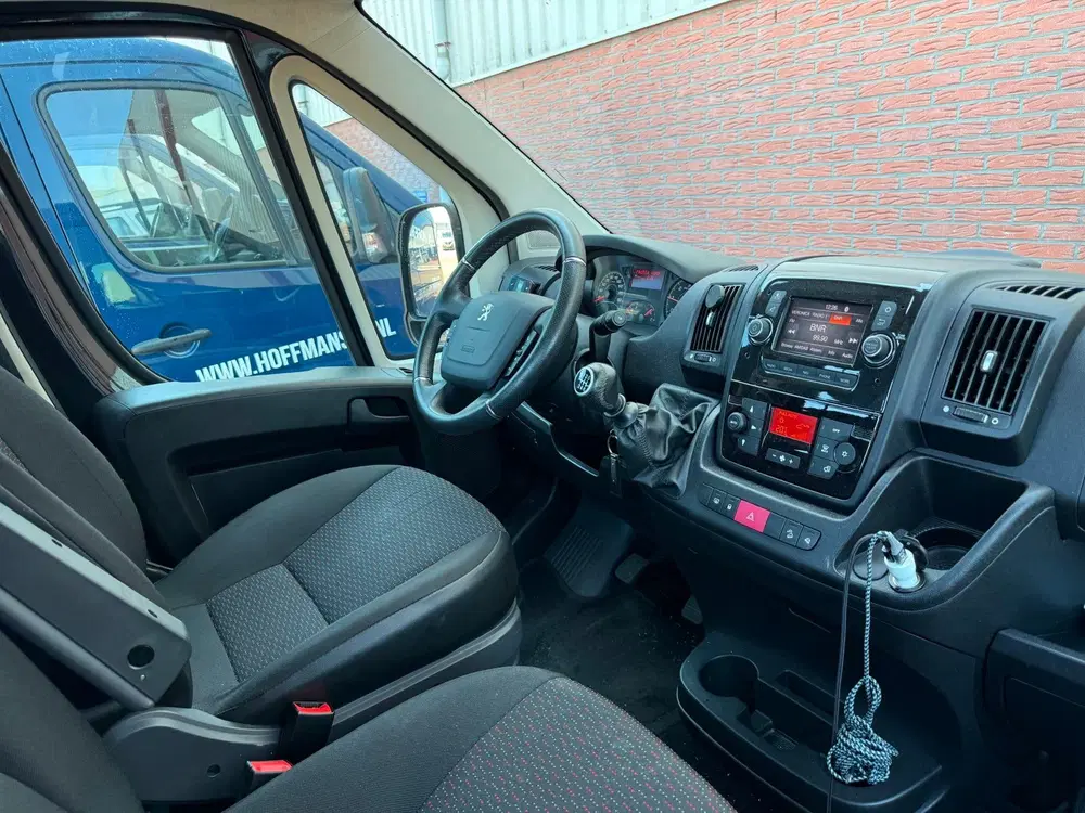 Peugeot Boxer 435 2.2 BlueHDi 165 L4 Pro Zwaar uit 2021, foto 14