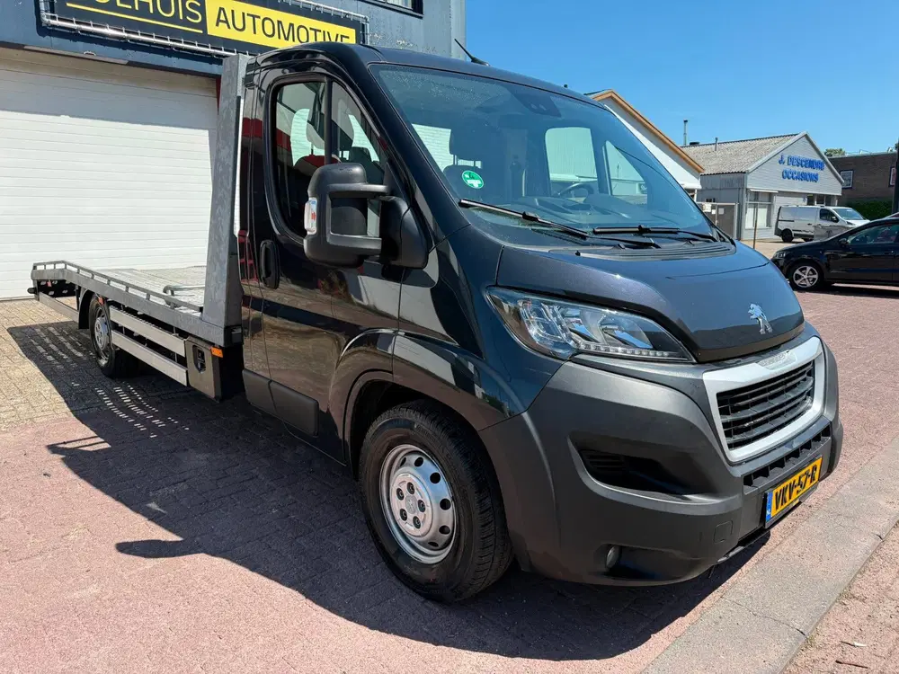 Peugeot Boxer 435 2.2 BlueHDi 165 L4 Pro Zwaar uit 2021, foto 2