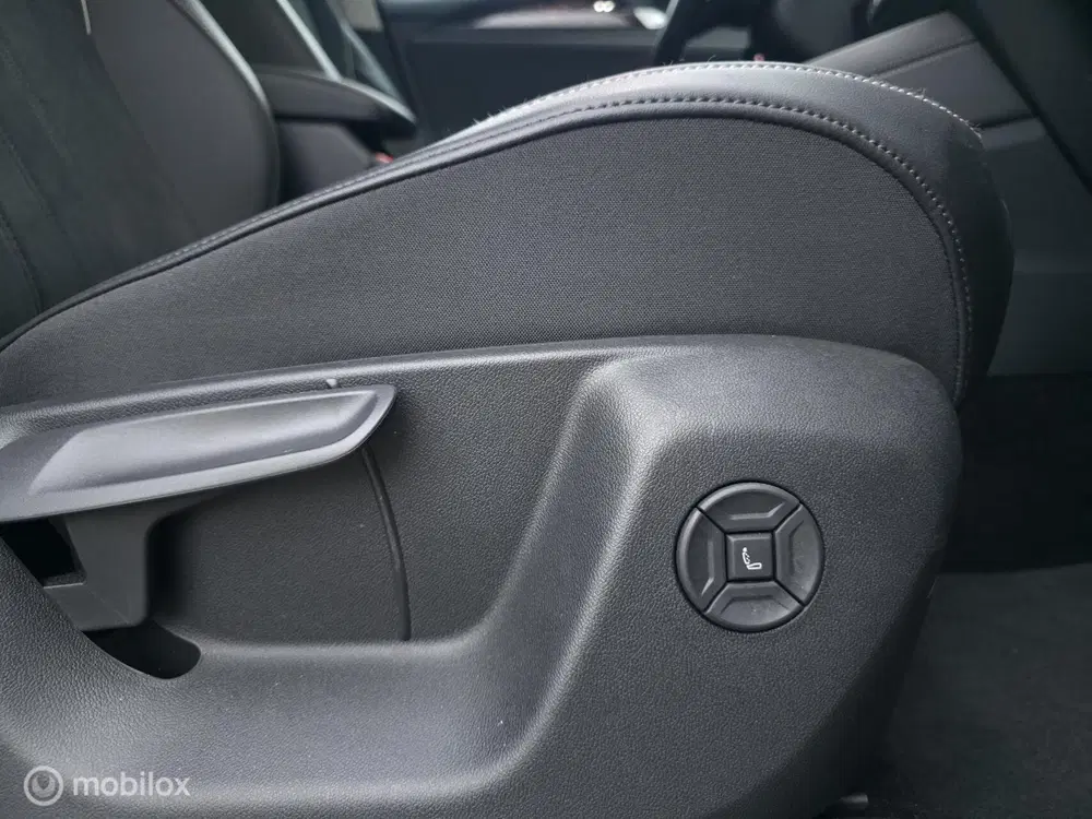 Volkswagen Tiguan 1.5 eHybrid Elegance uit 2024, foto 10