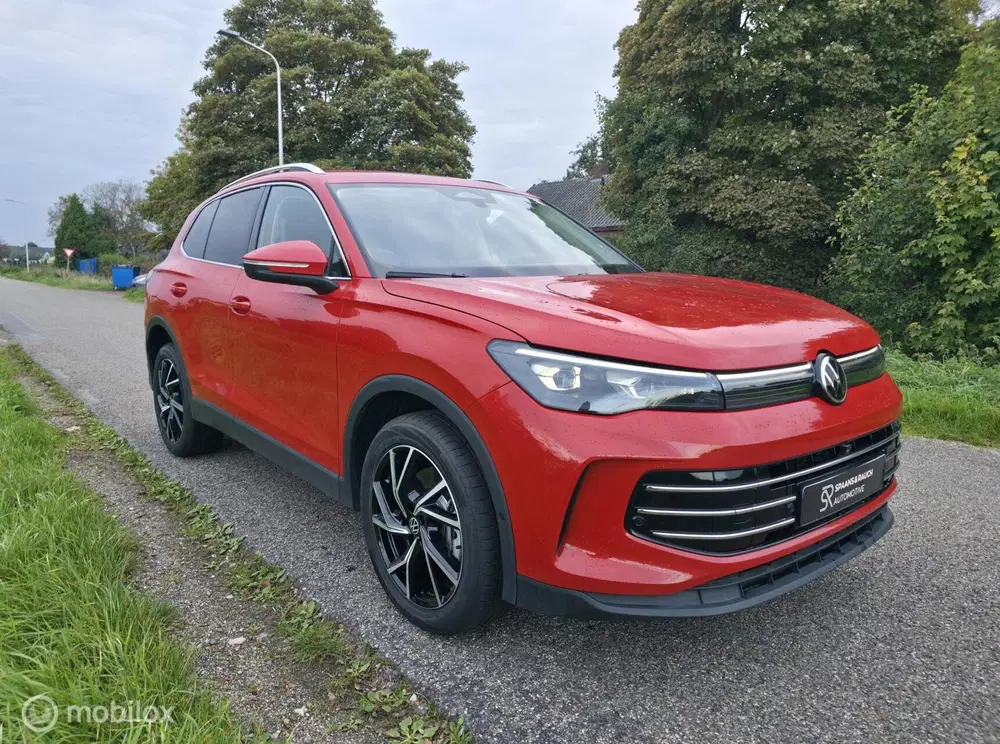 Volkswagen Tiguan 1.5 eHybrid Elegance uit 2024, foto 3