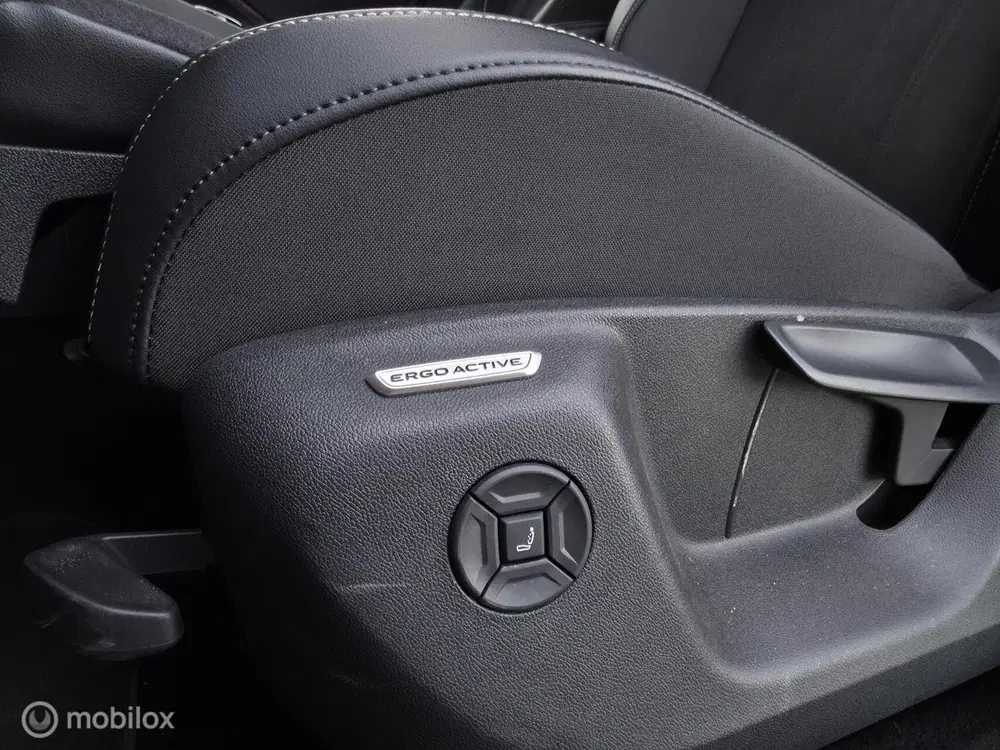 Volkswagen Tiguan 1.5 eHybrid Elegance uit 2024, foto 8