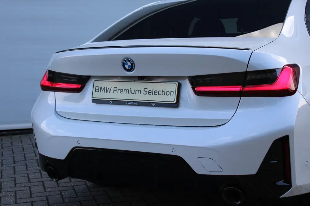 BMW 3-serie 330e M Sport Automaat uit 2026, foto 6