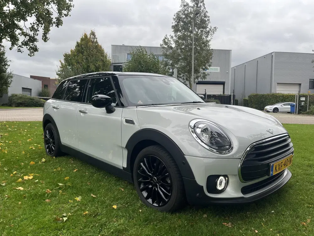 Mini Clubman 1.5 Cooper Pepper UNIEK 15500 km. uit 2020, foto 2