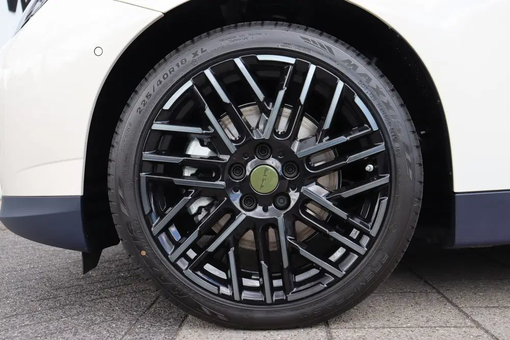 Mini Hatchback Cooper SE uit 2026, foto 4