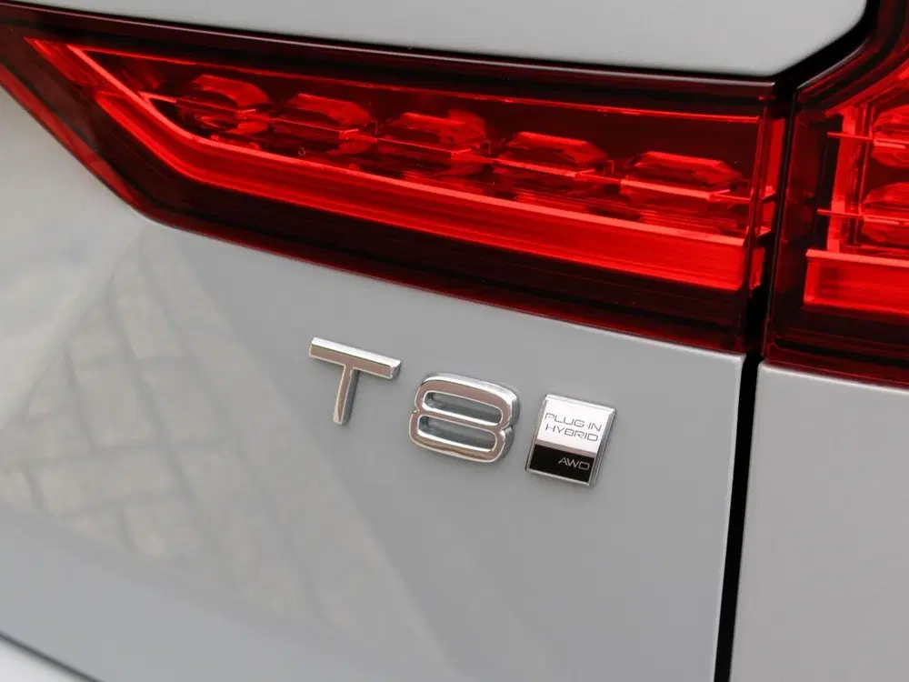 Volvo V60 2.0 T8 Plug-in hybrid AWD Plus Dark Automa uit 2026, foto 12