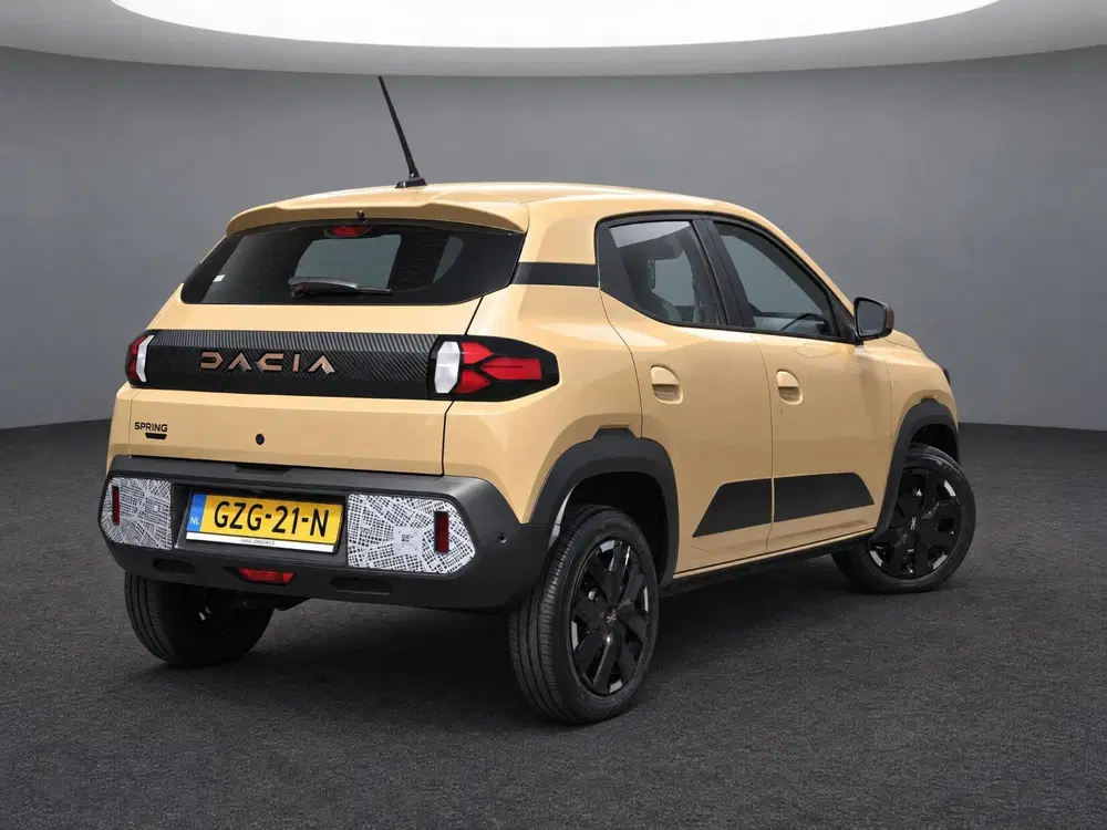 Dacia Spring Extreme 65 26.8 kWh uit 2024, foto 2