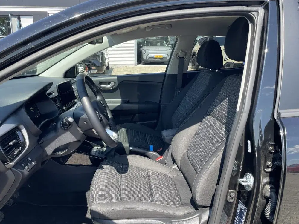Kia Stonic 1.0 T-GDi MHEV DynamicPlusLine (bj 2025) uit 2025, foto 12