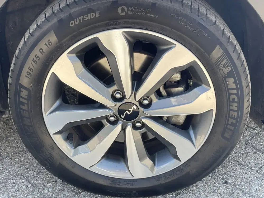 Kia Stonic 1.0 T-GDi MHEV DynamicPlusLine (bj 2025) uit 2025, foto 5