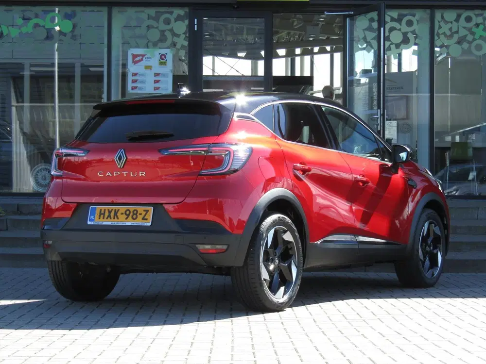 Renault Captur TCe 90pk Techno uit 2025, foto 2