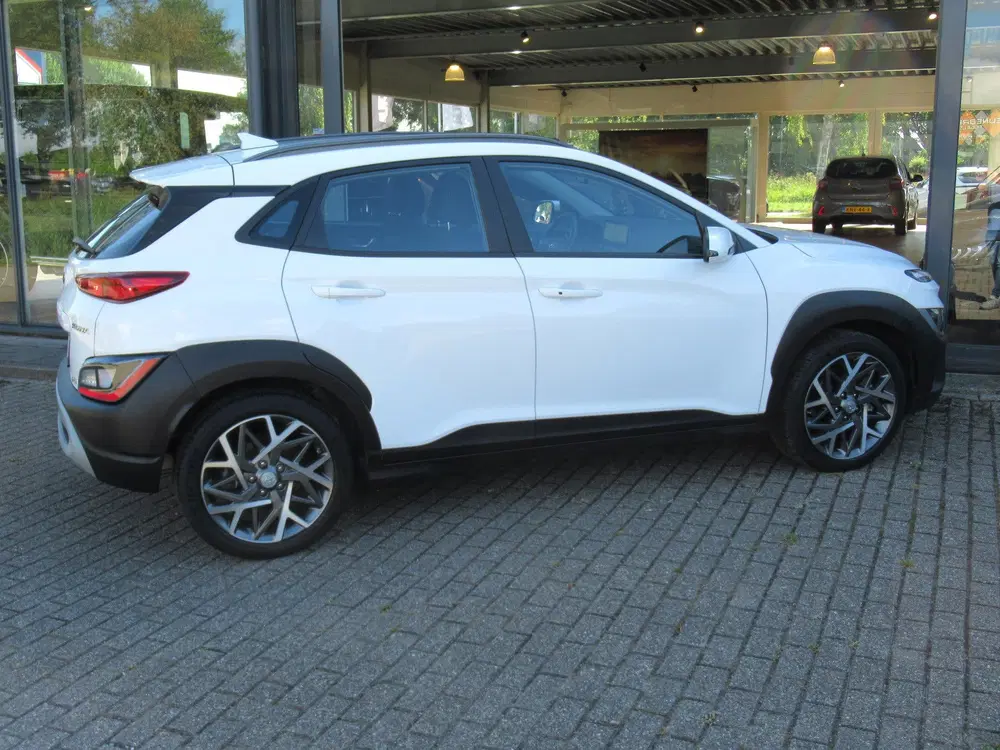 Hyundai KONA 1.6 GDI HEV Edition 1e eigen uit 2022, foto 15