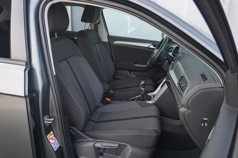 Volkswagen T-Roc 1.0 TSI 115pk Life Edition uit 2024, foto 14