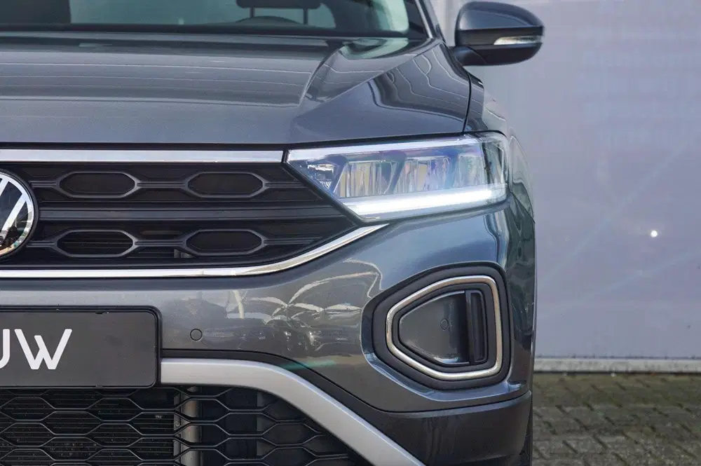 Volkswagen T-Roc 1.0 TSI 115pk Life Edition uit 2024, foto 8