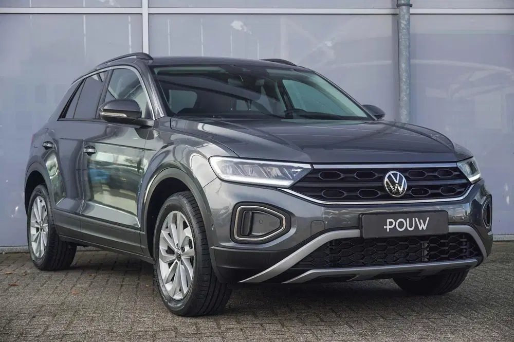 Volkswagen T-Roc 1.0 TSI 115pk Life Edition uit 2024, foto 9