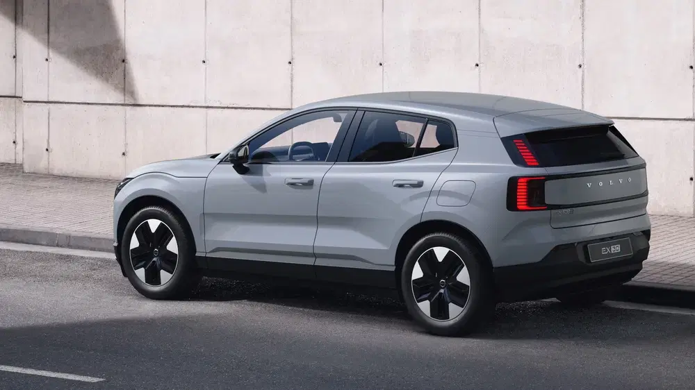Volvo EX30 P5 Long Range Plus Europa 69 kWh uit 2026, foto 4