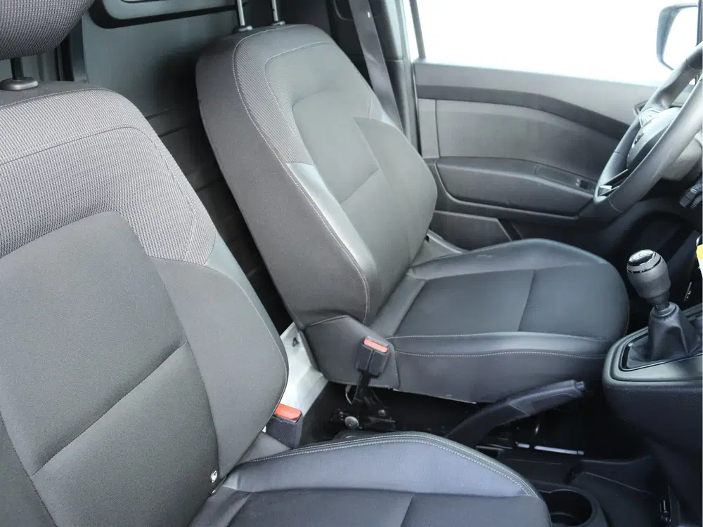 Renault Kangoo 1.5 Blue dCi 75 Comfort L1 IMPERIAAL uit 2023, foto 6