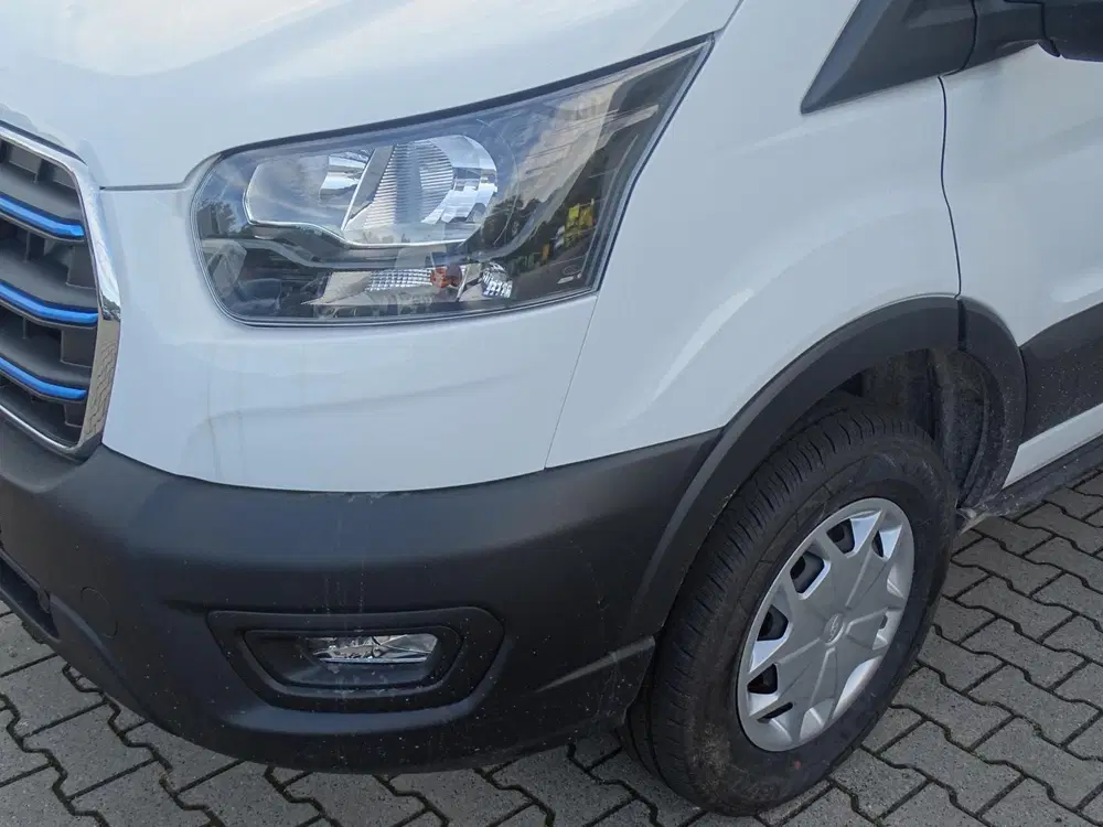 Ford Transit L2H2 Trend 68 kWh laadvloer hout uit 2023, foto 3