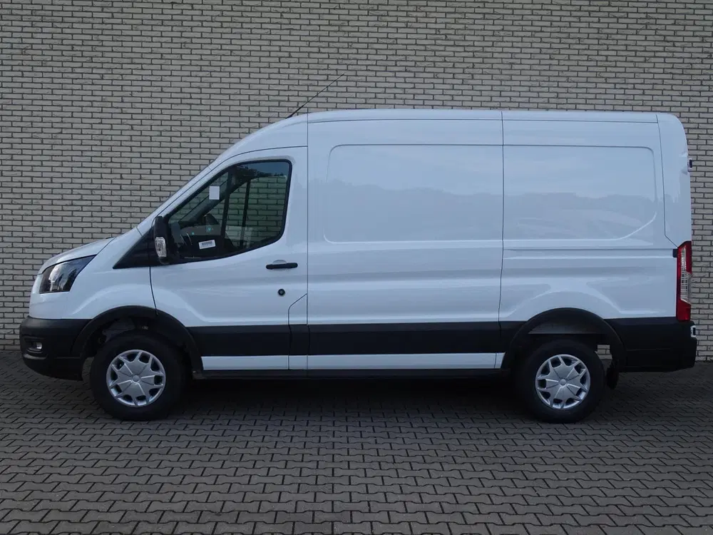 Ford Transit L2H2 Trend 68 kWh laadvloer hout uit 2023, foto 4