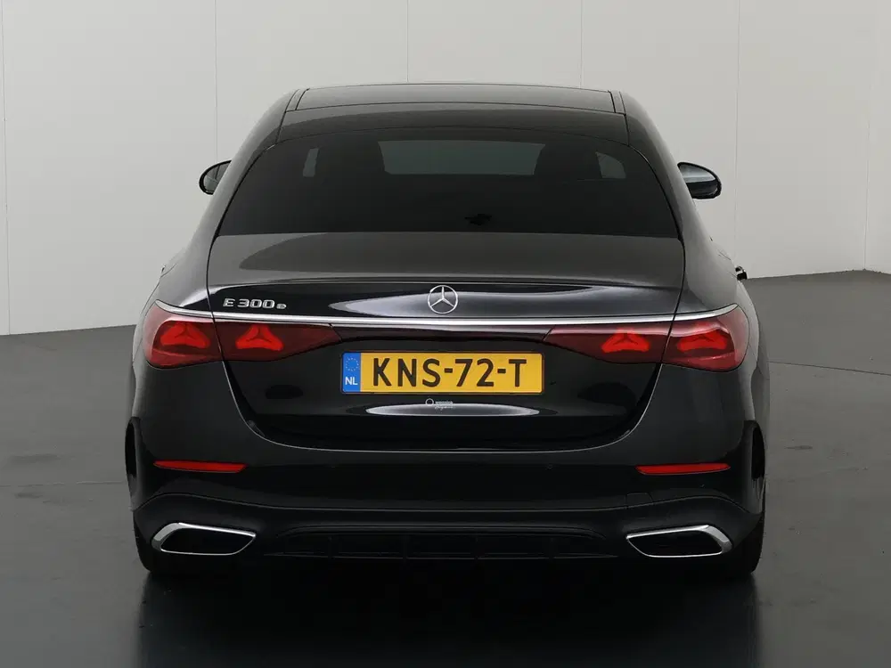 Mercedes-Benz E-Klasse 300e Sport Edition uit 2026, foto 4