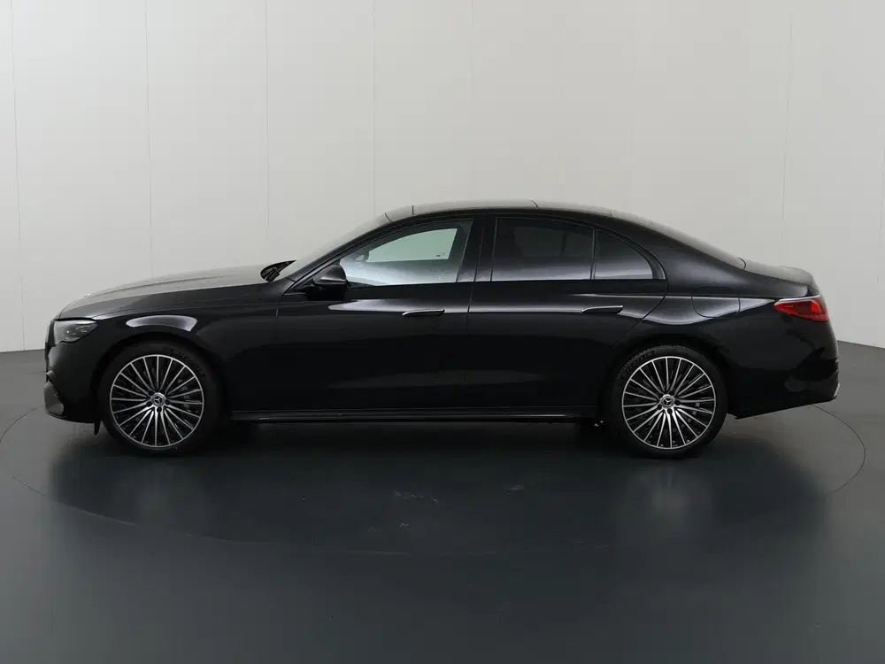 Mercedes-Benz E-Klasse 300e Sport Edition uit 2026, foto 5