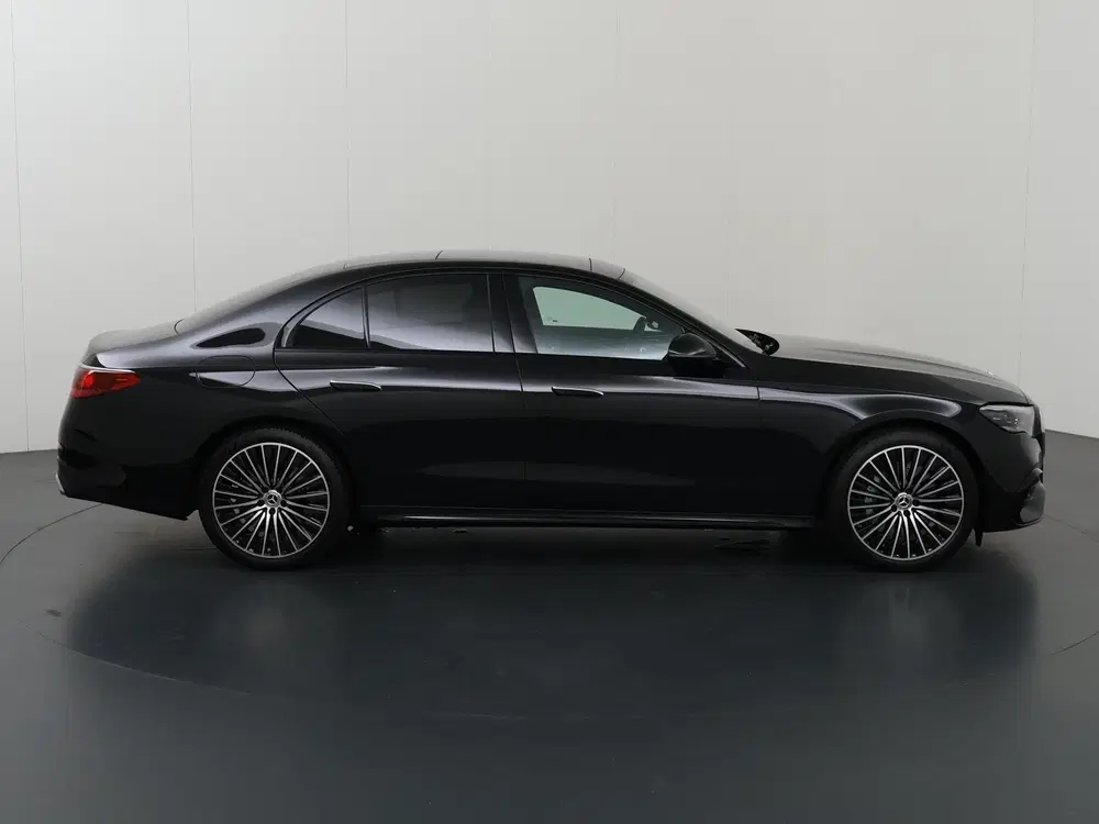 Mercedes-Benz E-Klasse 300e Sport Edition uit 2026, foto 6