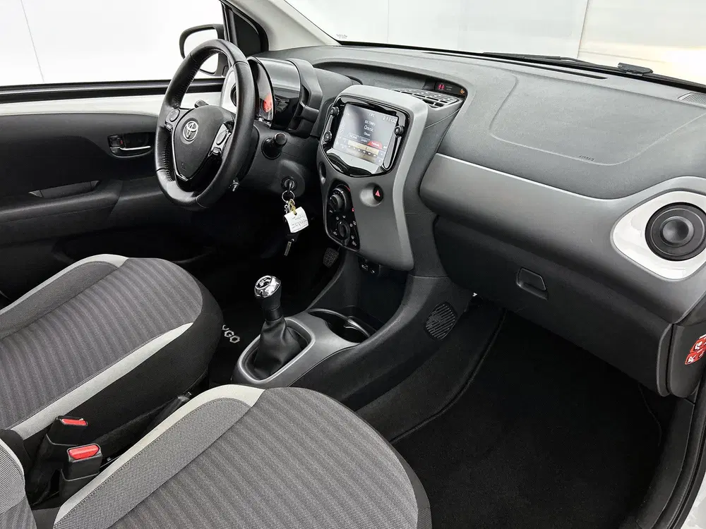 Toyota Aygo 1.0 VVT-i x-play limited uit 2019, foto 6