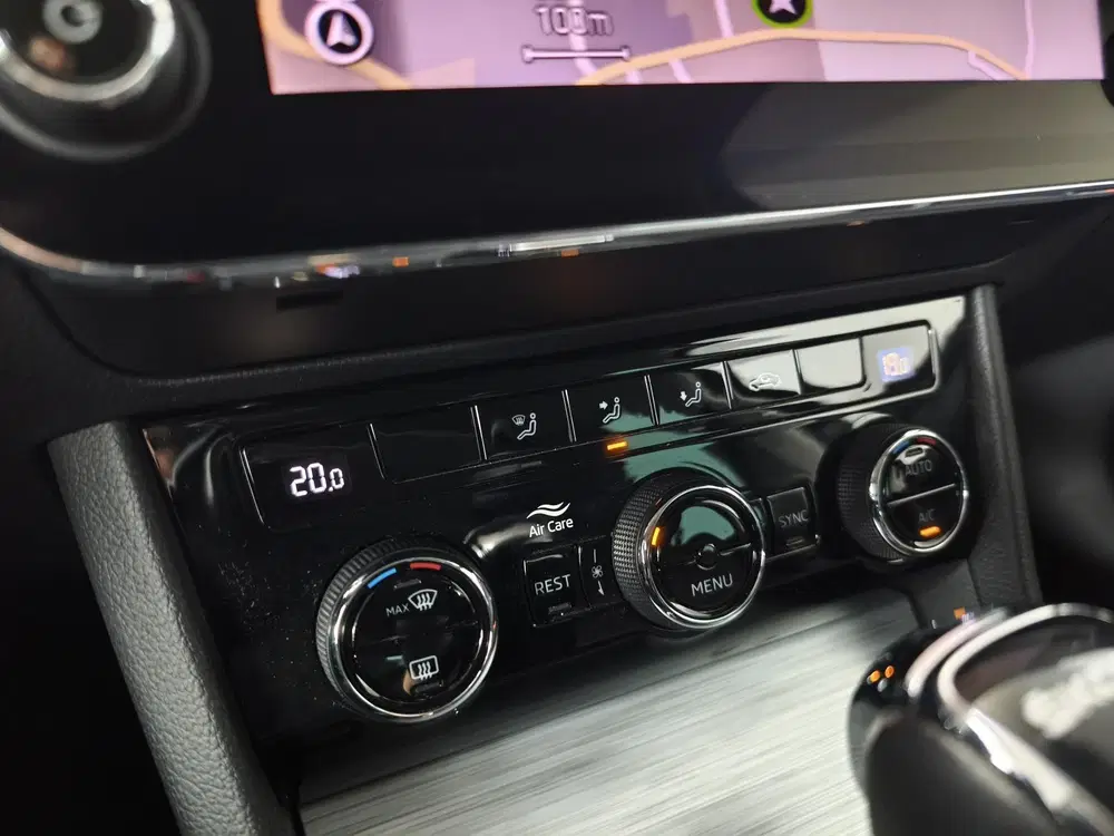 Skoda Superb 1.5 TSI ACT Business Edition uit 2022, foto 13