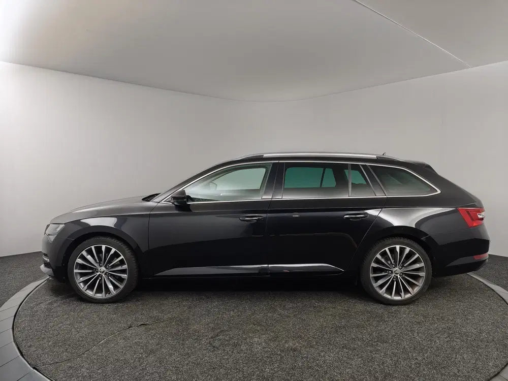 Skoda Superb 1.5 TSI ACT Business Edition uit 2022, foto 15