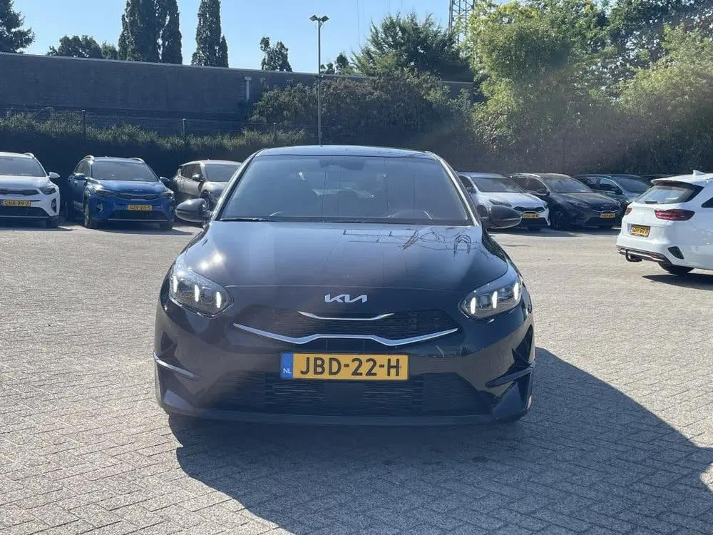 Kia Ceed 1.0 T-GDi MHEV DCT7 AUTOMAAT Design Editio uit 2025, foto 3