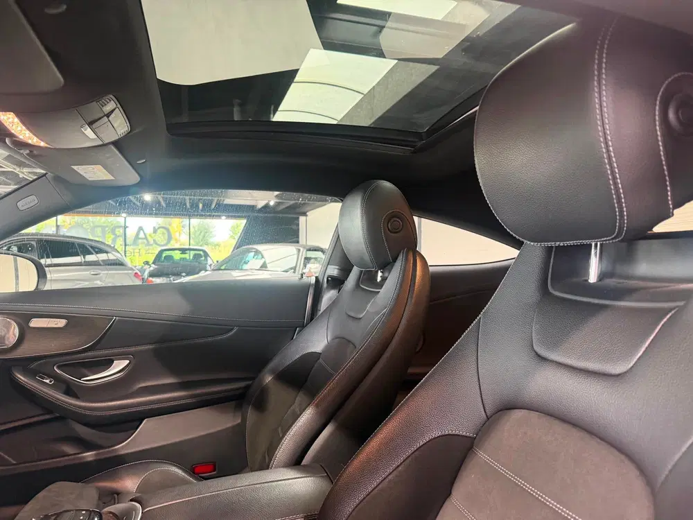 Mercedes-Benz C-Klasse C-klasse Coupé 200 AMG Premium Plus Pack 2 uit 2019, foto 9